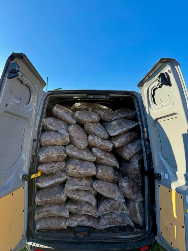 Ďakujem vám za naozaj skvelý týždeň 🫶🏾 Rozvozy išli nonstop a sklad žil tak, ako už dávno nie. Vaša podpora ma úprimne...